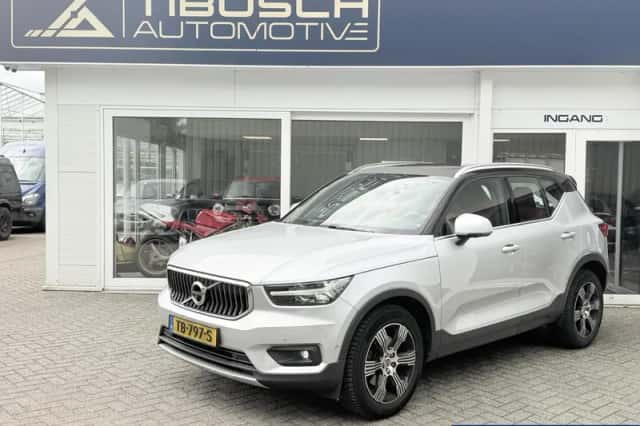 Volvo XC40 (2018) thumbnail 1