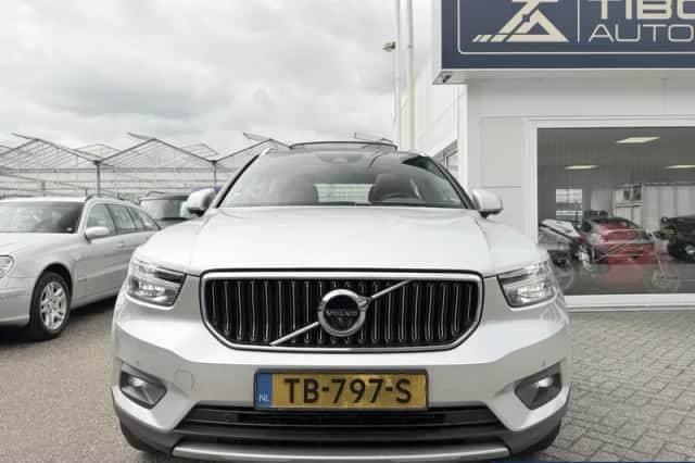 Volvo XC40 (2018) thumbnail 6