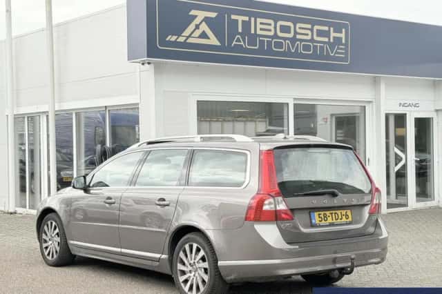 Volvo V70 (2012) thumbnail 4