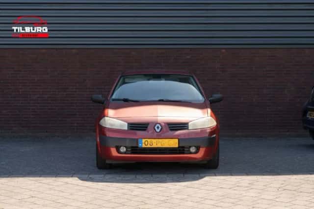 Renault Mégane (2004) thumbnail 2