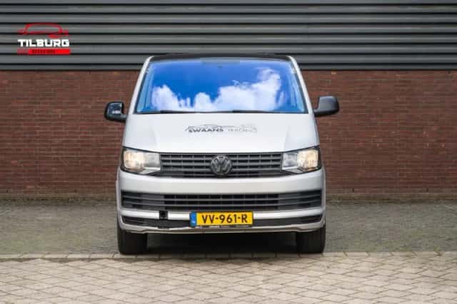 Volkswagen Transporter (2016) thumbnail 5