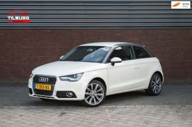 Audi A1 (2011) thumbnail 1