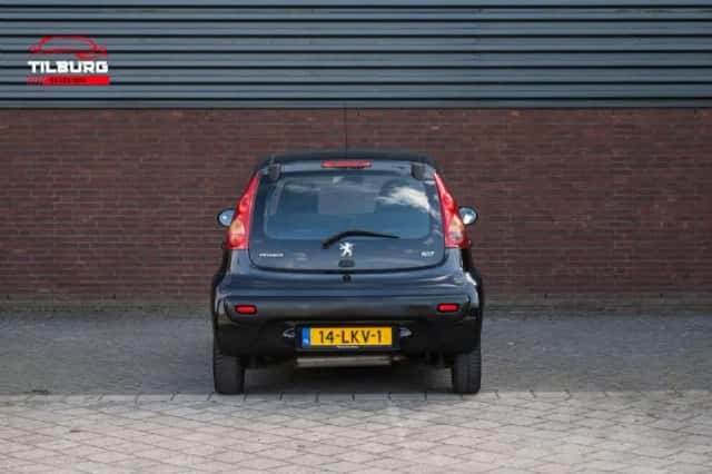 Peugeot 107 (2010) thumbnail 6