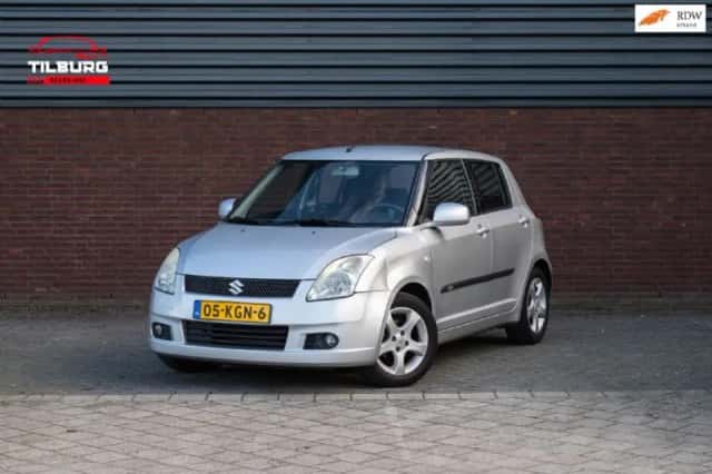 Suzuki Swift (2007) thumbnail 1