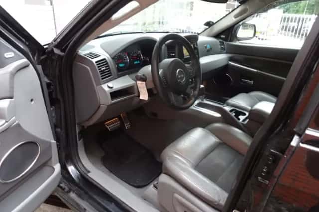 Jeep Grand Cherokee (2007) thumbnail 5