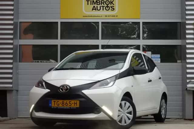 Toyota Aygo (2018) thumbnail 1