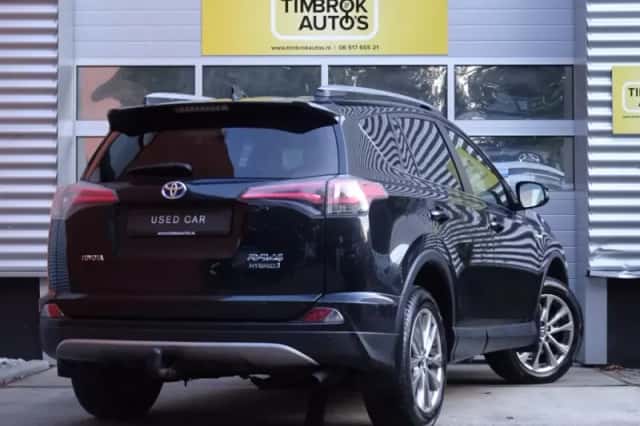 Toyota RAV4 (2018) thumbnail 4