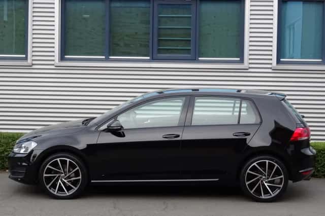 Volkswagen Golf (2014) thumbnail 2