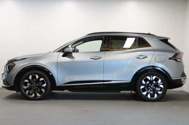 Kia Sportage (2022) thumbnail 2