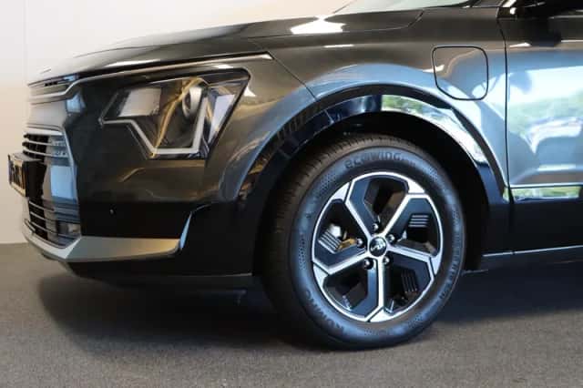 Kia Niro (2025) thumbnail 4
