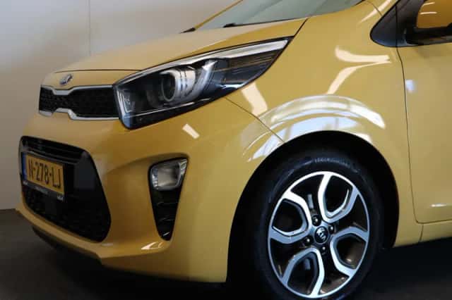 Kia Picanto (2021) thumbnail 5