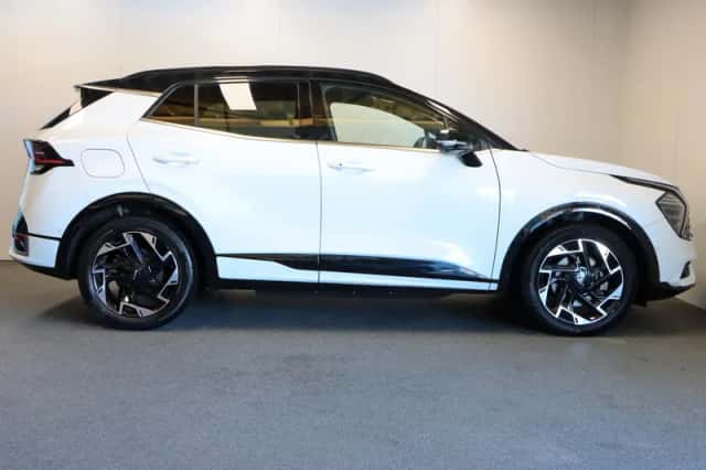 Kia Sportage (2024) thumbnail 6