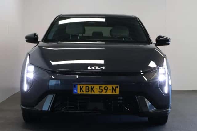Kia EV4 (2026) thumbnail 4