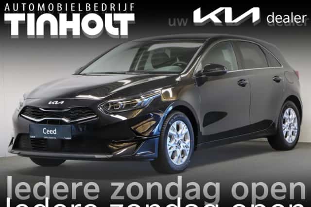 Kia Ceed (2025) thumbnail 1