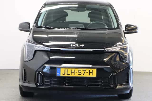 Kia Picanto (2025) thumbnail 3