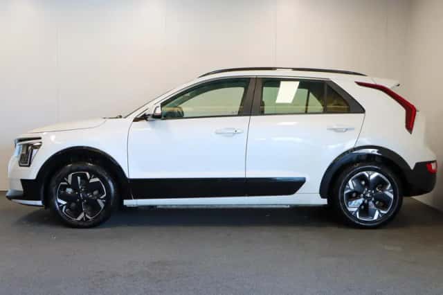 Kia Niro EV (2022) thumbnail 2