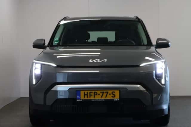 Kia EV3 (2025) thumbnail 4