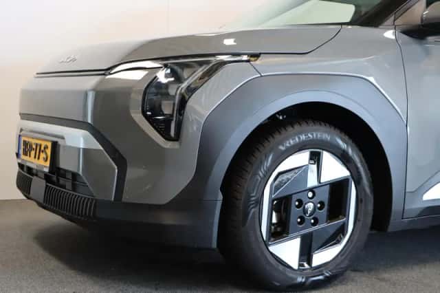 Kia EV3 (2025) thumbnail 5