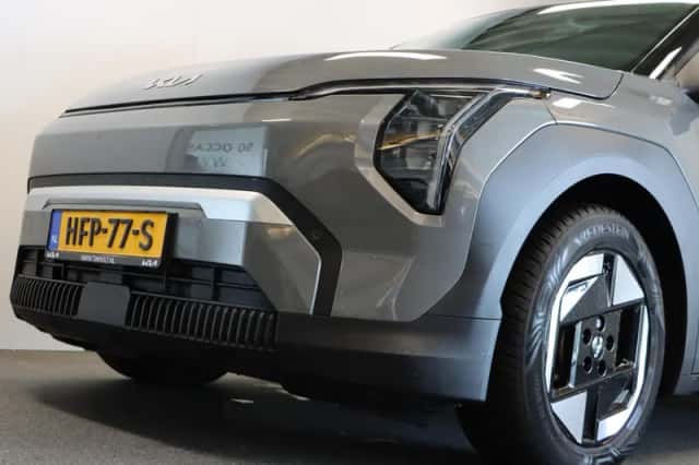 Kia EV3 (2025) thumbnail 6