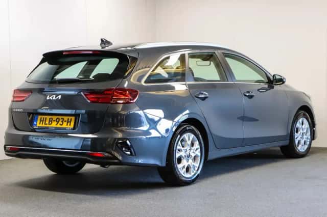 Kia Ceed (2025) thumbnail 6
