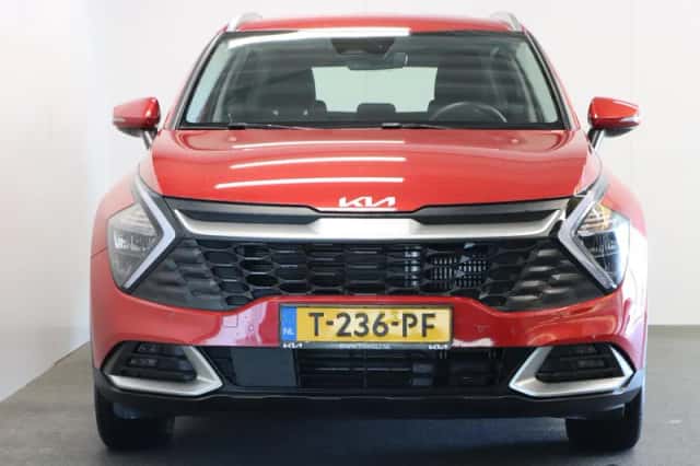 Kia Sportage (2023) thumbnail 3