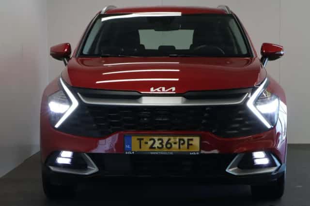 Kia Sportage (2023) thumbnail 4