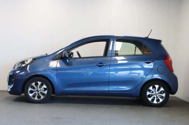 Kia Picanto (2017) thumbnail 2