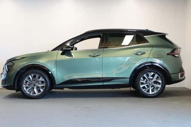 Kia Sportage (2022) thumbnail 2