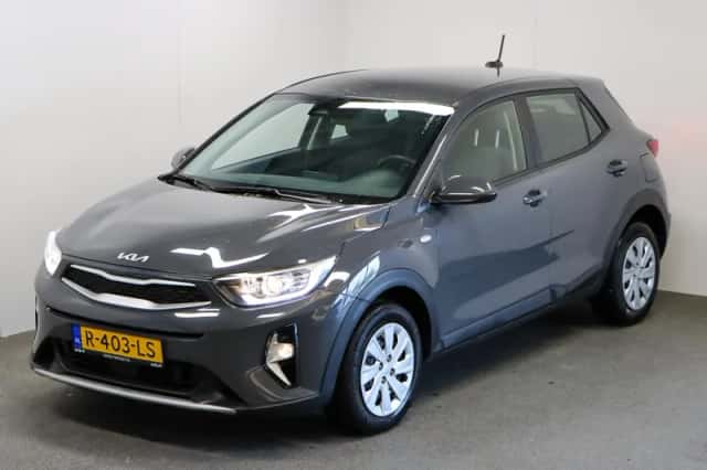 Kia Stonic (2022) thumbnail 5