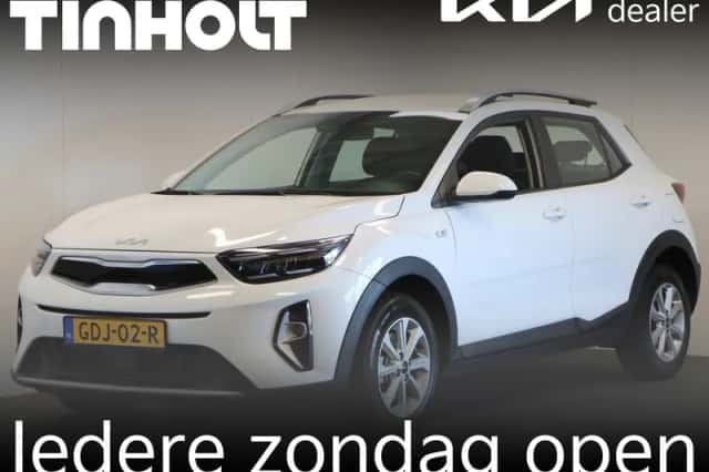 Kia Stonic (2024) thumbnail 1