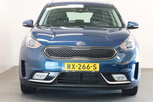 Kia Niro (2018) thumbnail 3