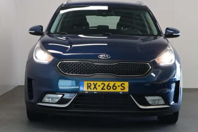 Kia Niro (2018) thumbnail 4