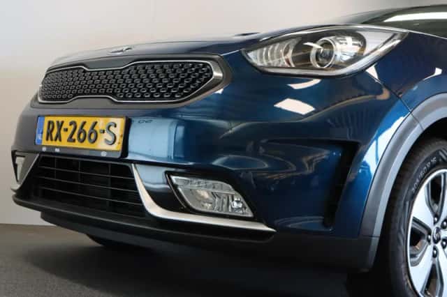 Kia Niro (2018) thumbnail 6