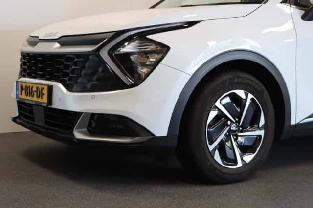 Kia Sportage (2022) thumbnail 5