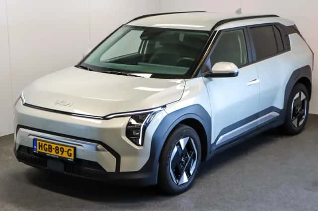 Kia EV3 (2025) thumbnail 3