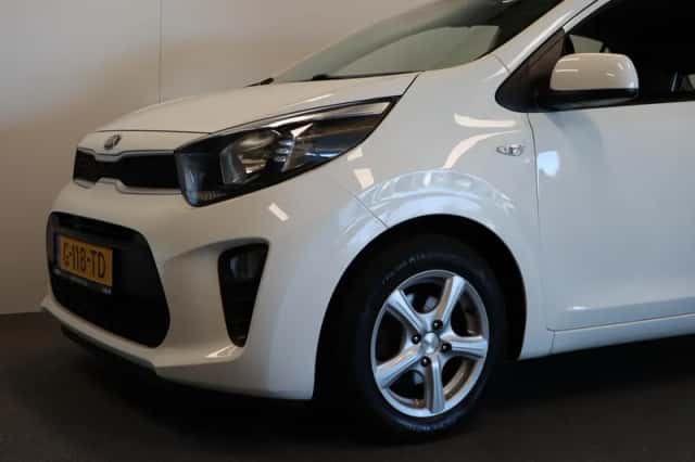 Kia Picanto (2019) thumbnail 5
