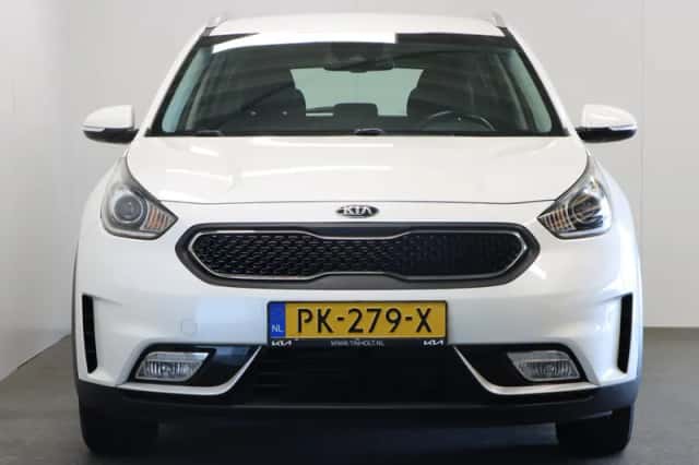 Kia Niro (2017) thumbnail 3