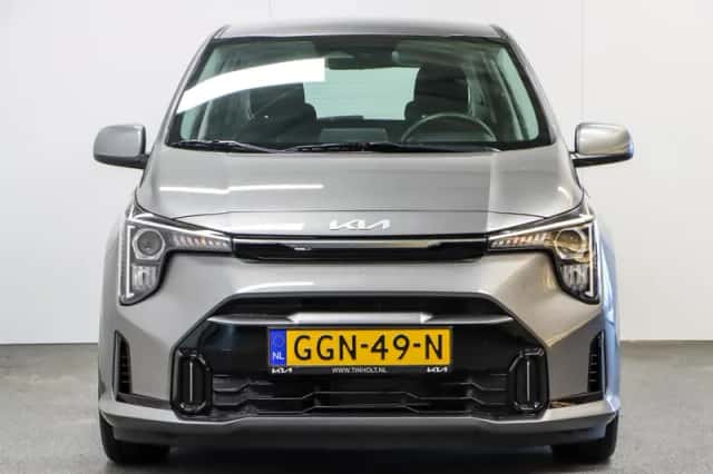 Kia Picanto (2024) thumbnail 4