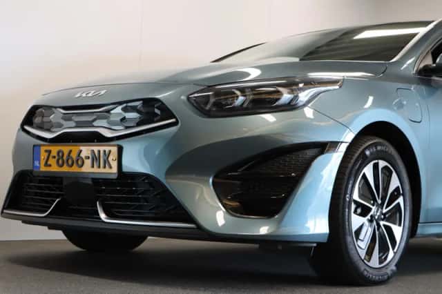 Kia Ceed (2024) thumbnail 6