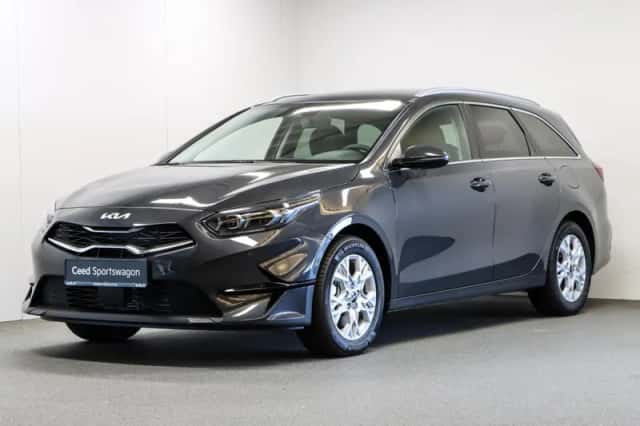 Kia Ceed (2025) thumbnail 3