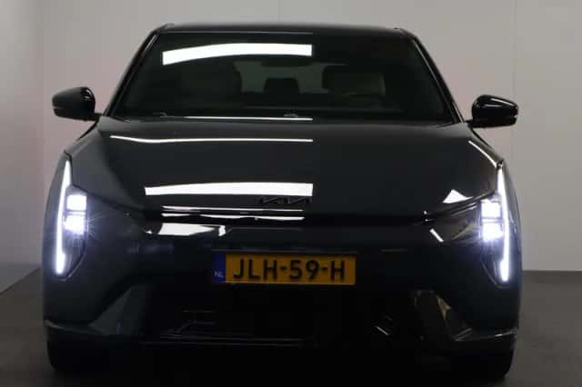 Kia EV4 (2025) thumbnail 4