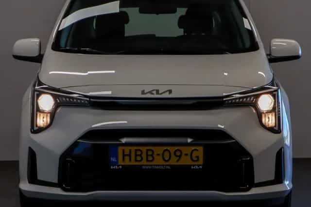 Kia Picanto (2025) thumbnail 5