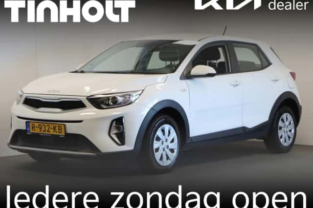 Kia Stonic (2022) thumbnail 1