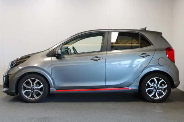 Kia Picanto (2022) thumbnail 2