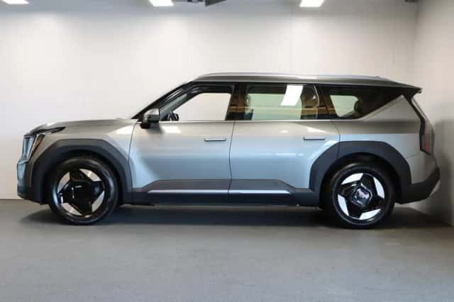 Kia EV9 (2025) thumbnail 2