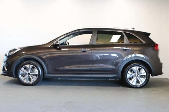 Kia Niro EV (2019) thumbnail 2