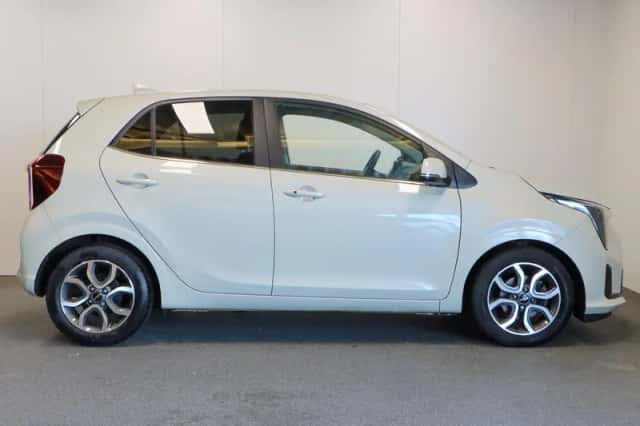 Kia Picanto (2024) thumbnail 6