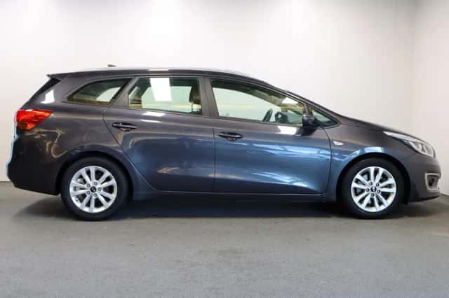 Kia Ceed (2017) thumbnail 6