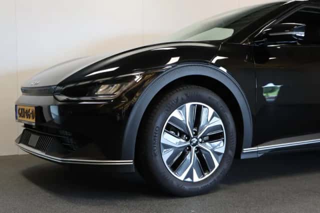 Kia EV6 (2025) thumbnail 5