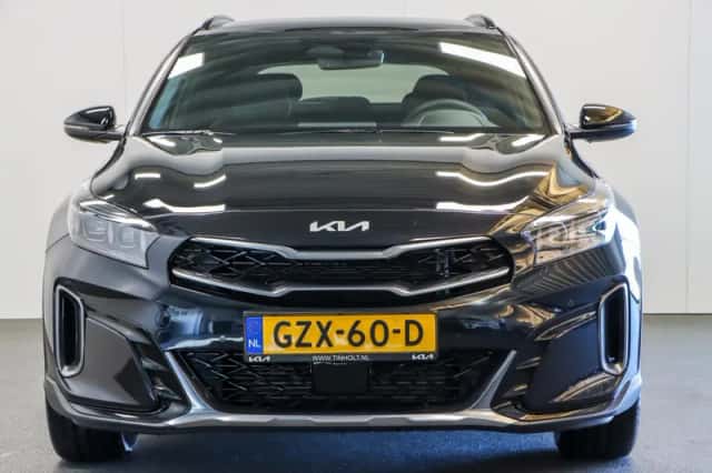 Kia XCeed (2025) thumbnail 3